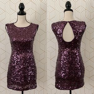 ❌SOLD❌ FOREVER 21 Sparkly Plum Sequined Bodycon